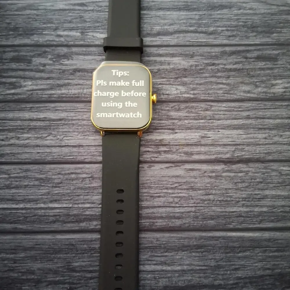 Sleek Black and‎ Gold Smartwatch